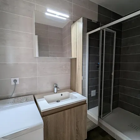 Sol-y-days Murenes, Grand Confortable Avec Parking, Proche Du Centre Et De La Apartment *