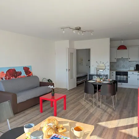 Sol-y-days Murenes, Grand Confortable Avec Parking, Proche Du Centre Et De La Apartment Le Grau-du-Roi